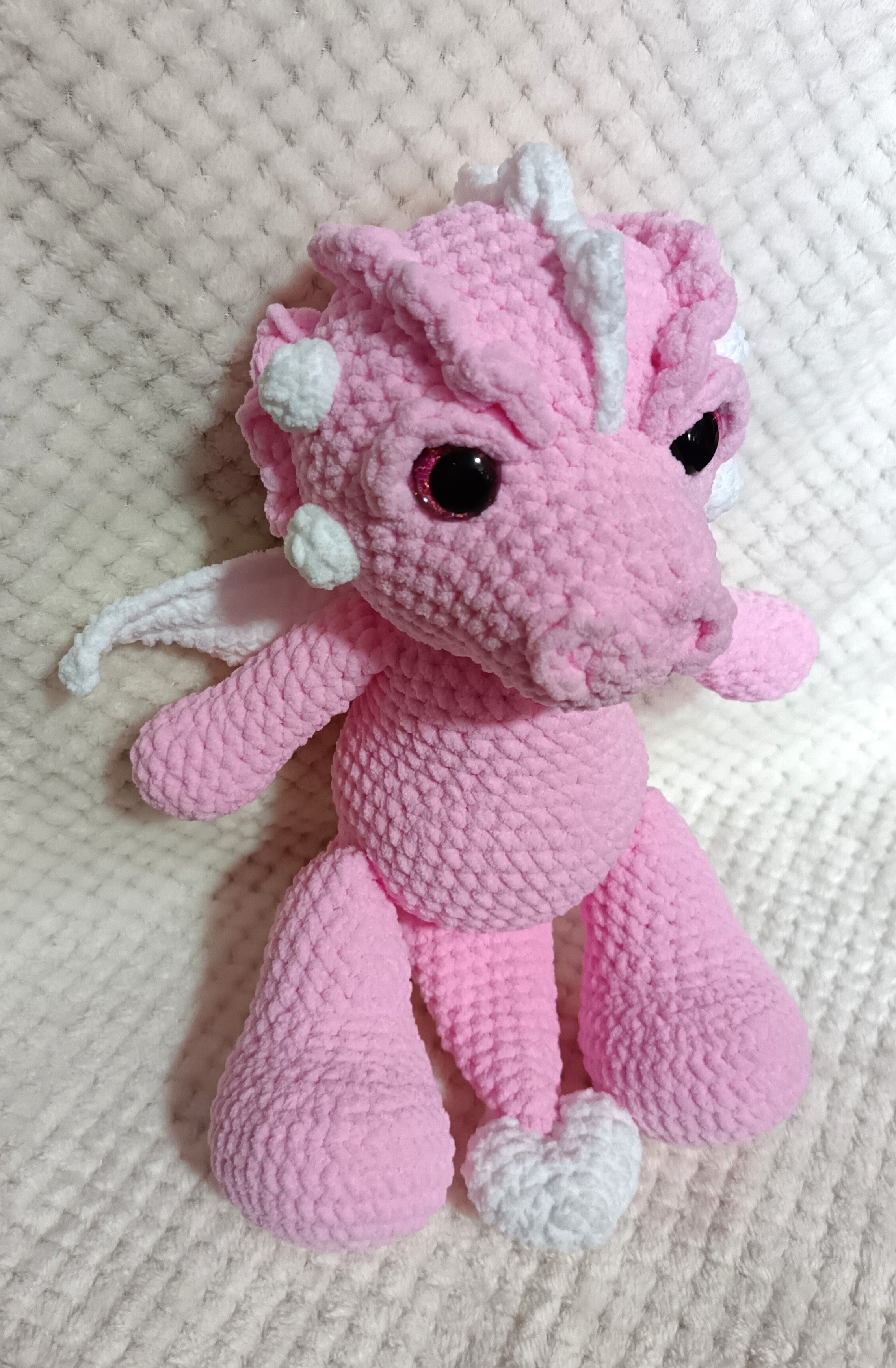 Dragon rose ailé