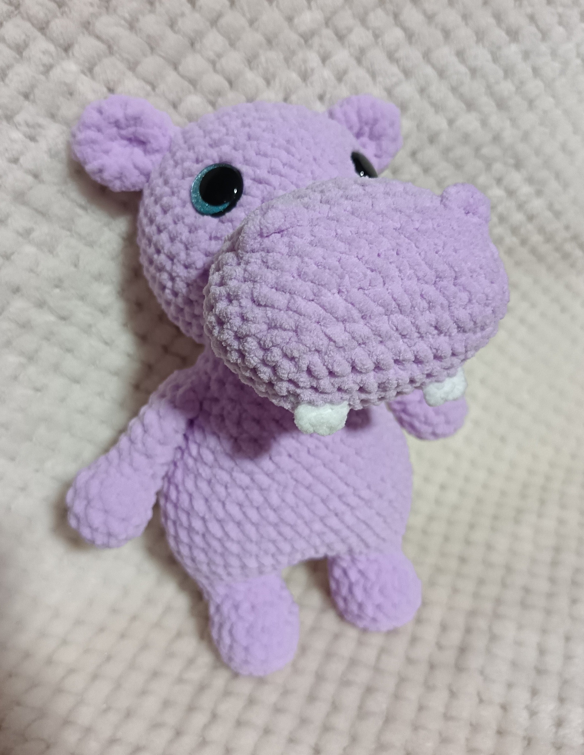 Hippopotame violet